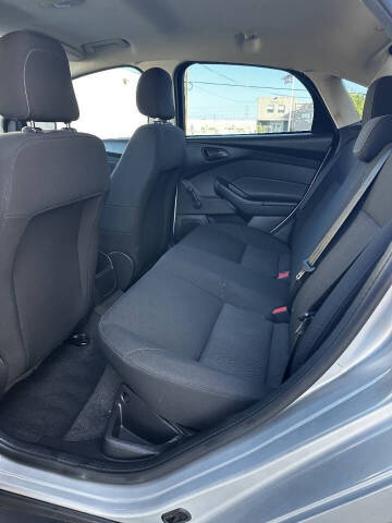 2016 Ford Focus S