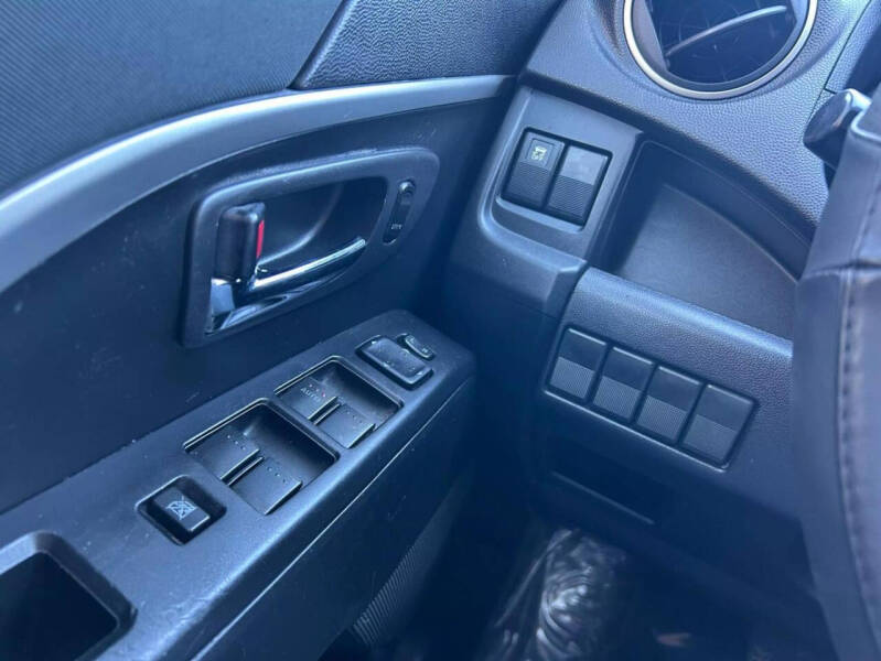 2015 Mazda MAZDA5 Sport