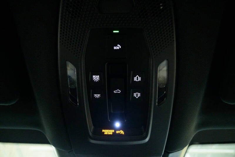 2025 Porsche Panamera 4