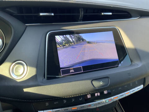 2021 Cadillac XT4 Premium Luxury