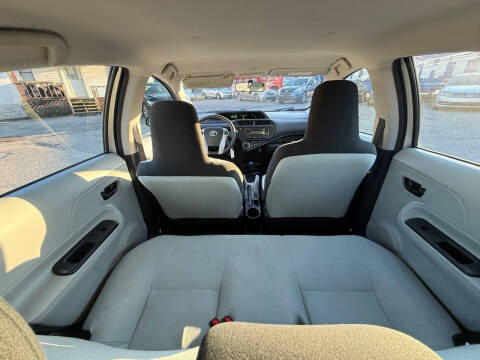 2012 Toyota Prius c One