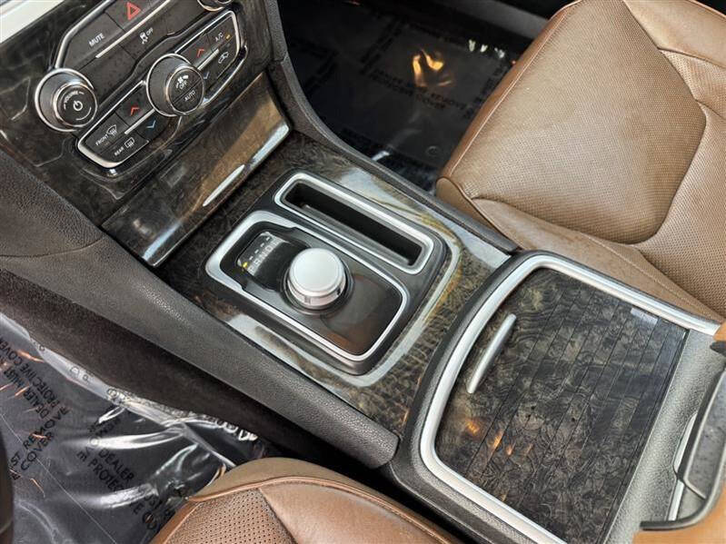 2018 Chrysler 300 Limited