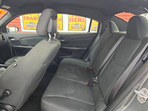 2011 Chrysler 200 Touring