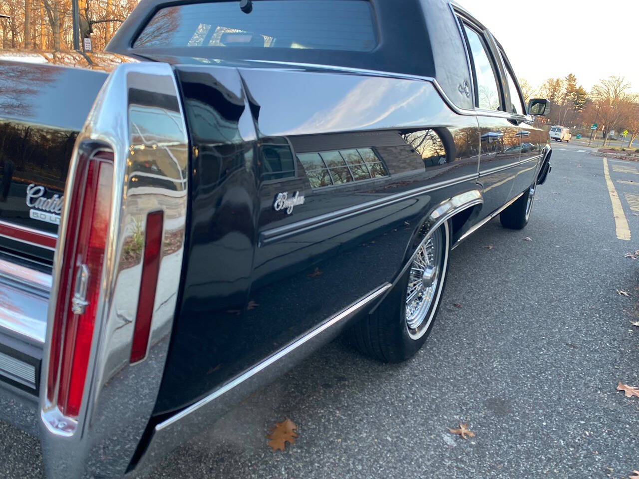 1987 Cadillac Fleetwood for sale at Vintage Motors USA in Roselle, NJ