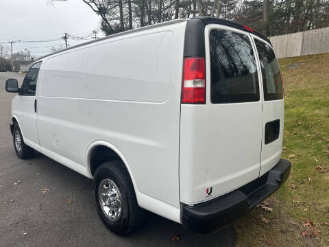 2017 Chevrolet Express 2500