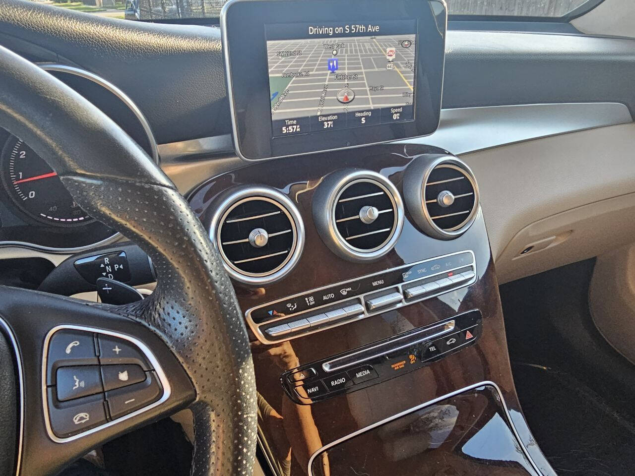 2017 MERCEDES-BENZ GLC-Class SUV / Crossover - $19,935