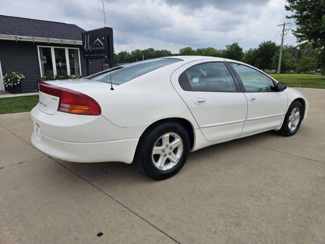 2004 Dodge Intrepid for sale at Bigfoot Auto in Hiawatha, IA