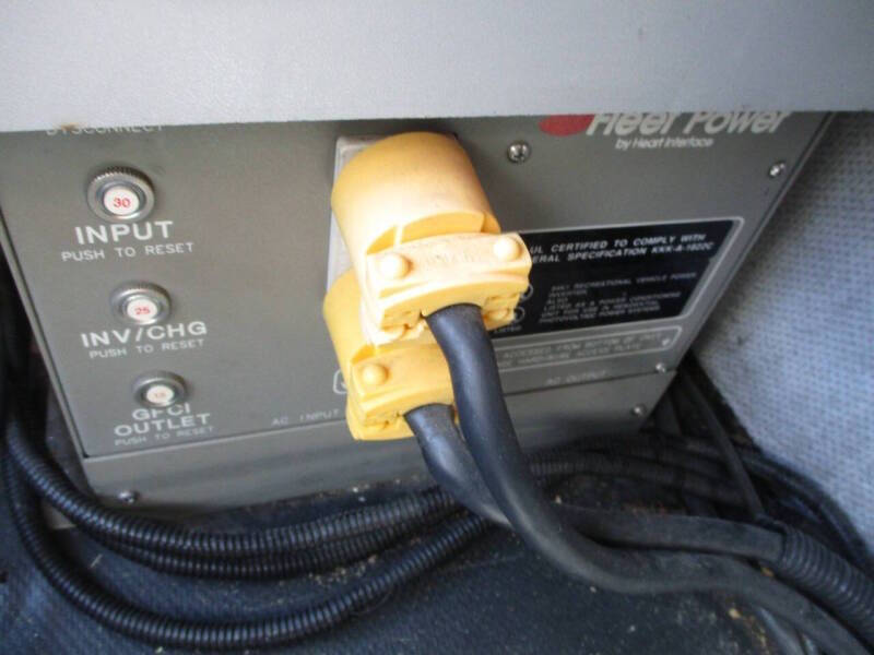 2000 Freightliner FL60