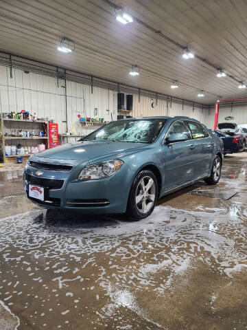 2009 Chevrolet Malibu for sale at WESTSIDE GARAGE LLC in Keokuk IA