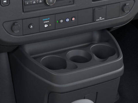 2025 Chevrolet Express 3500