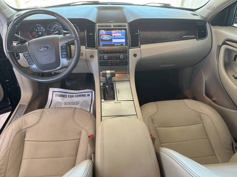 2011 Ford Taurus Limited