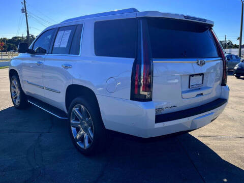 2019 Cadillac Escalade Luxury