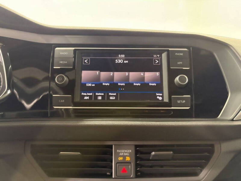 2019 Volkswagen Jetta R-Line