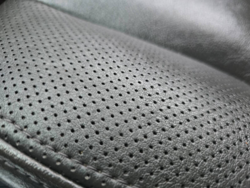 2011 Nissan Pathfinder LE