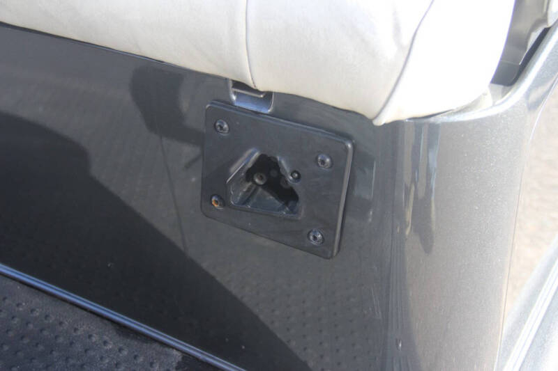 2020 E-Z-GO RXV ELiTE