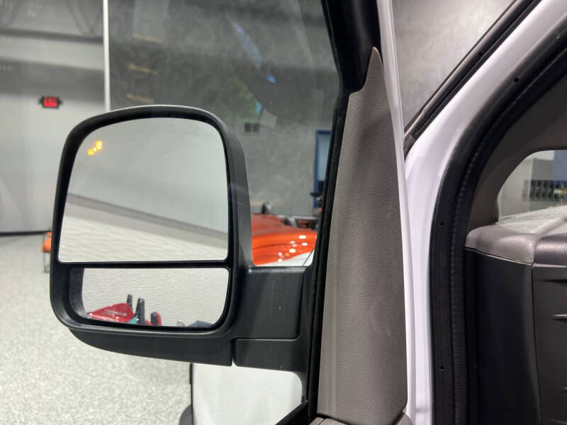 2024 Chevrolet Express 2500