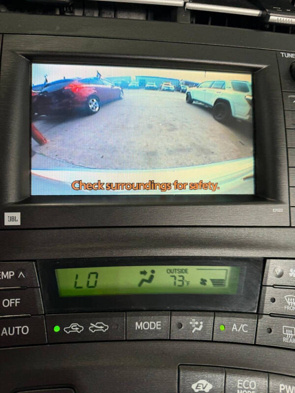 2010 Toyota Prius II