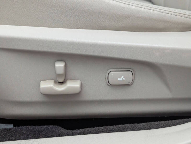 2011 Subaru Outback 2.5i Limited