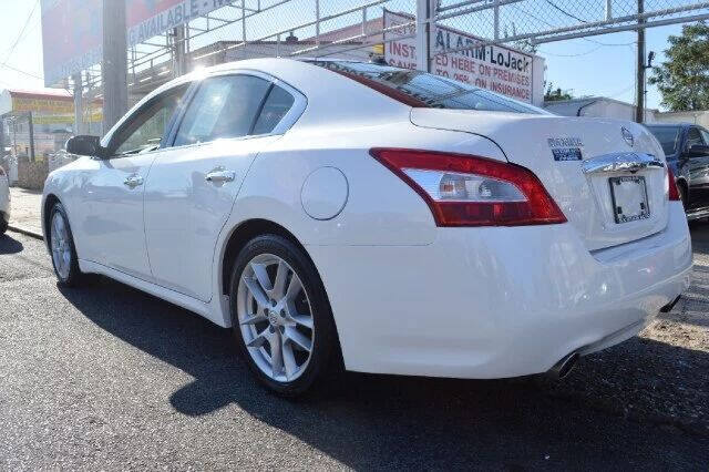 2011 Nissan Maxima