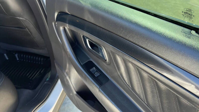 2010 Ford Taurus SHO