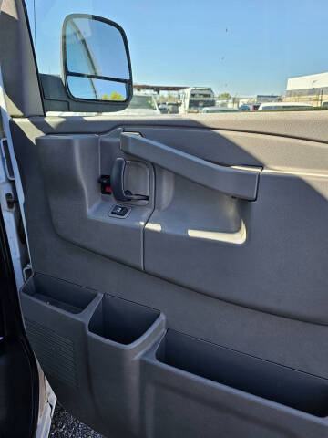 2020 Chevrolet Express 2500