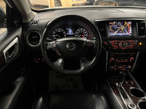 2016 Nissan Pathfinder Platinum