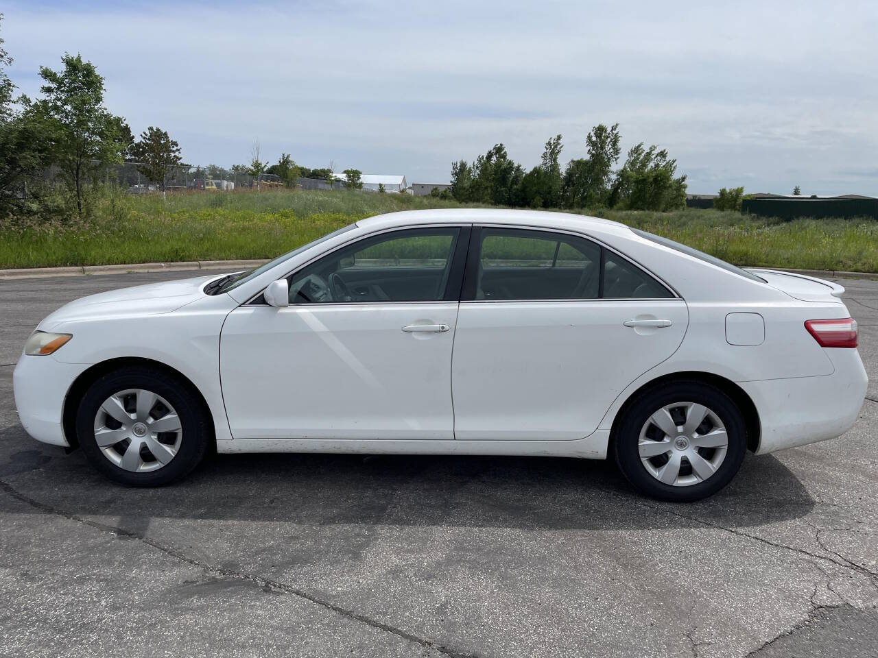 2009 Toyota Camry for sale at Twin Cities Auctions in Elk River, MN