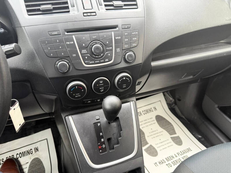 2015 Mazda MAZDA5 Sport