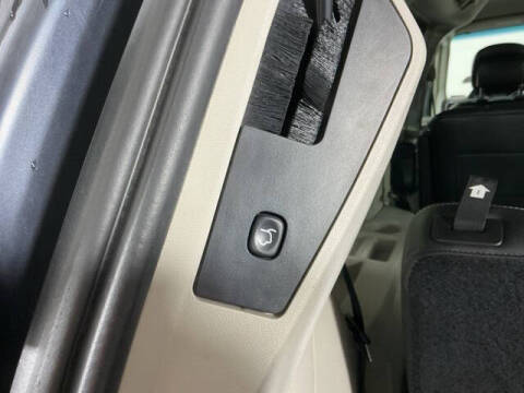 2013 Chrysler Town and Country Touring