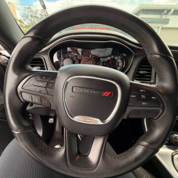 2017 Dodge Challenger SXT