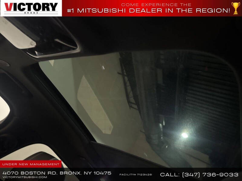 2022 Land Rover Range Rover Velar P250 R-Dynamic S