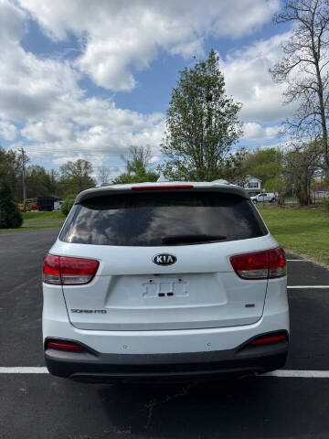 2017 Kia Sorento LX