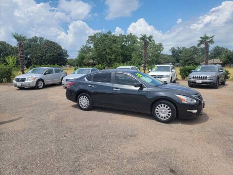 2014 Nissan Altima for sale at City Auto Sales in Brazoria TX
