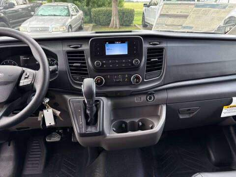 2025 Ford Transit