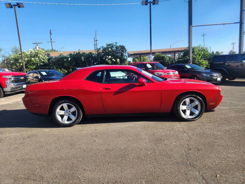 2012 Dodge Challenger SXT