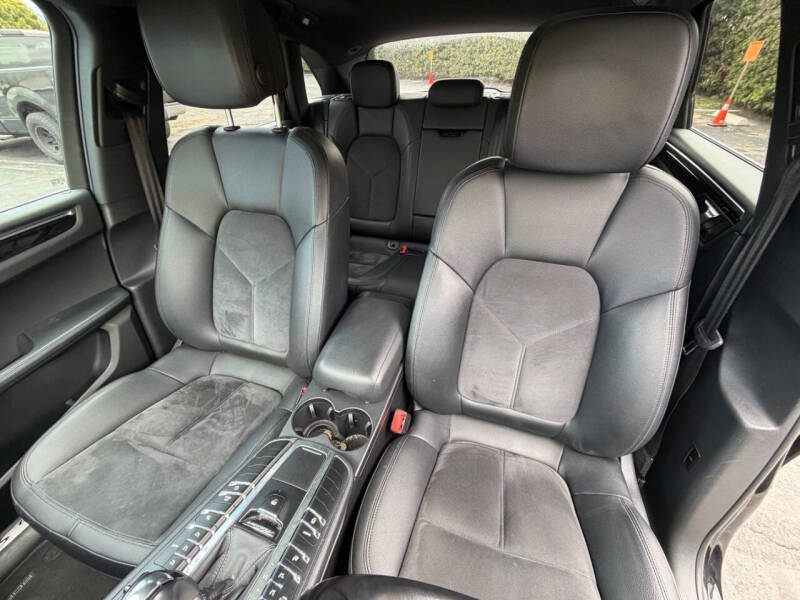 2016 Porsche Macan S