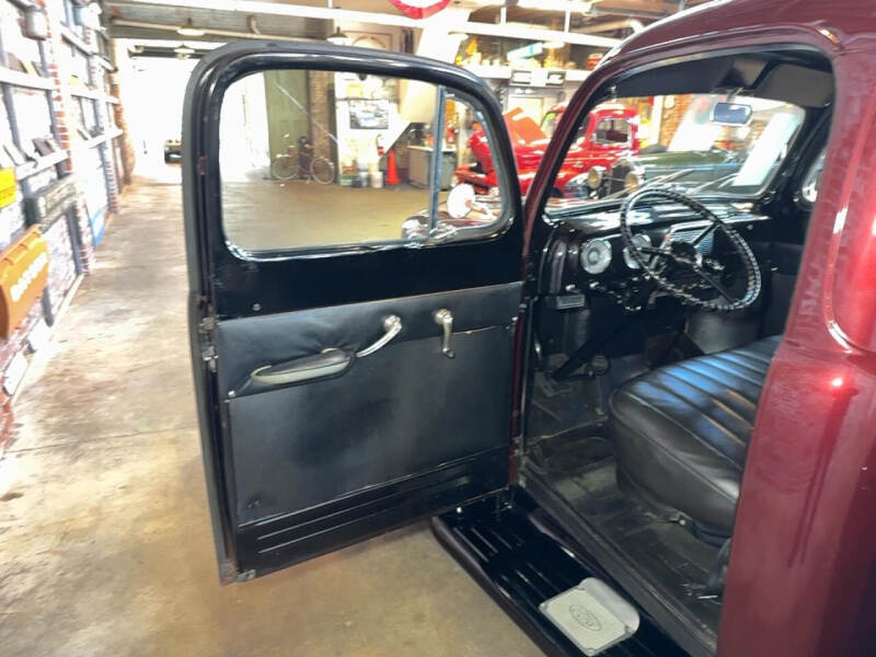 1952 Ford F-1