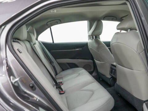 2021 Toyota Camry Hybrid XLE