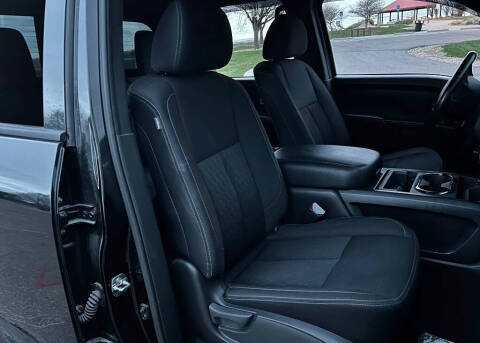 2018 Nissan Titan XD SL