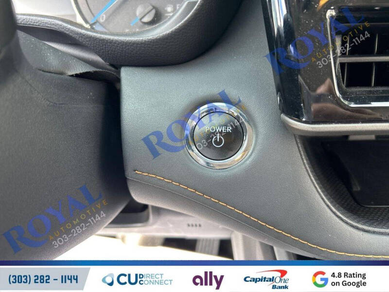 2023 Toyota Highlander Hybrid Bronze Edition