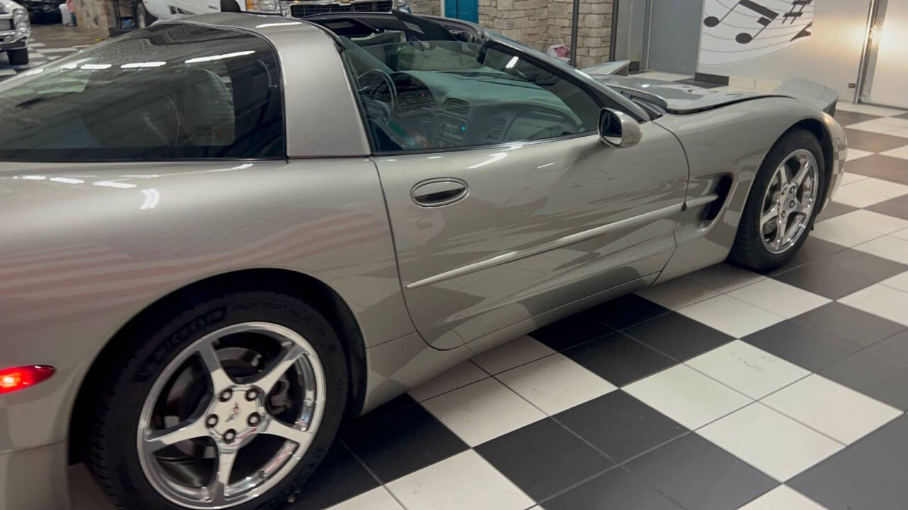 2000 Chevrolet Corvette 31