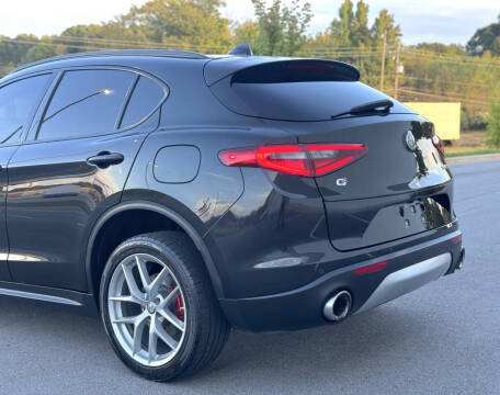 2018 Alfa Romeo Stelvio Sport