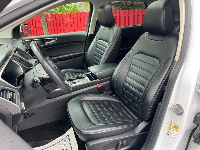 2020 Ford Edge SEL