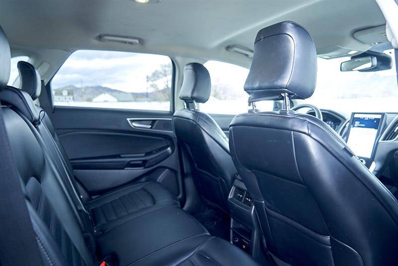 2022 Ford Edge SEL