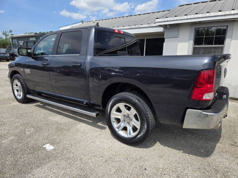 2019 RAM 1500 Classic SLT