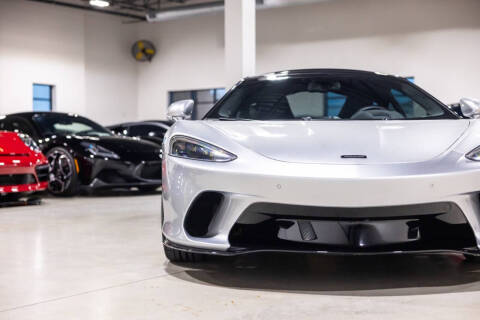 2022 McLaren GT