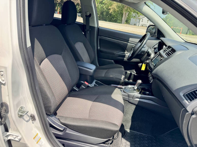 2017 Mitsubishi Outlander Sport LE