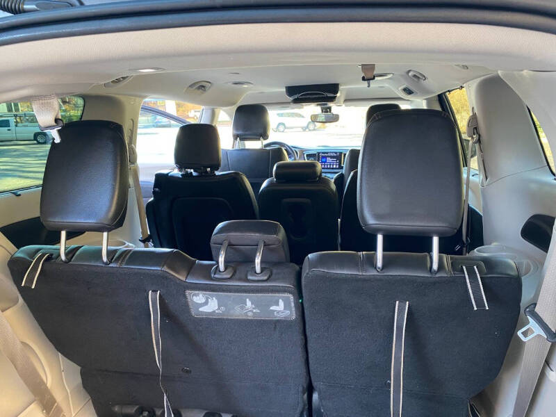 2017 Chrysler Pacifica Touring-L