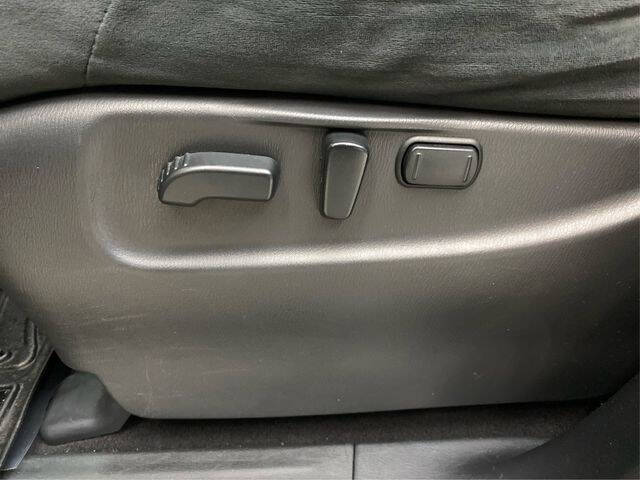 2017 Nissan Armada SV