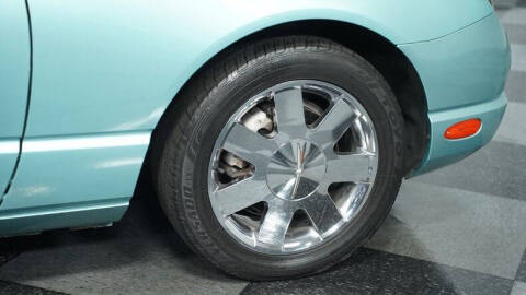 2002 Ford Thunderbird Deluxe